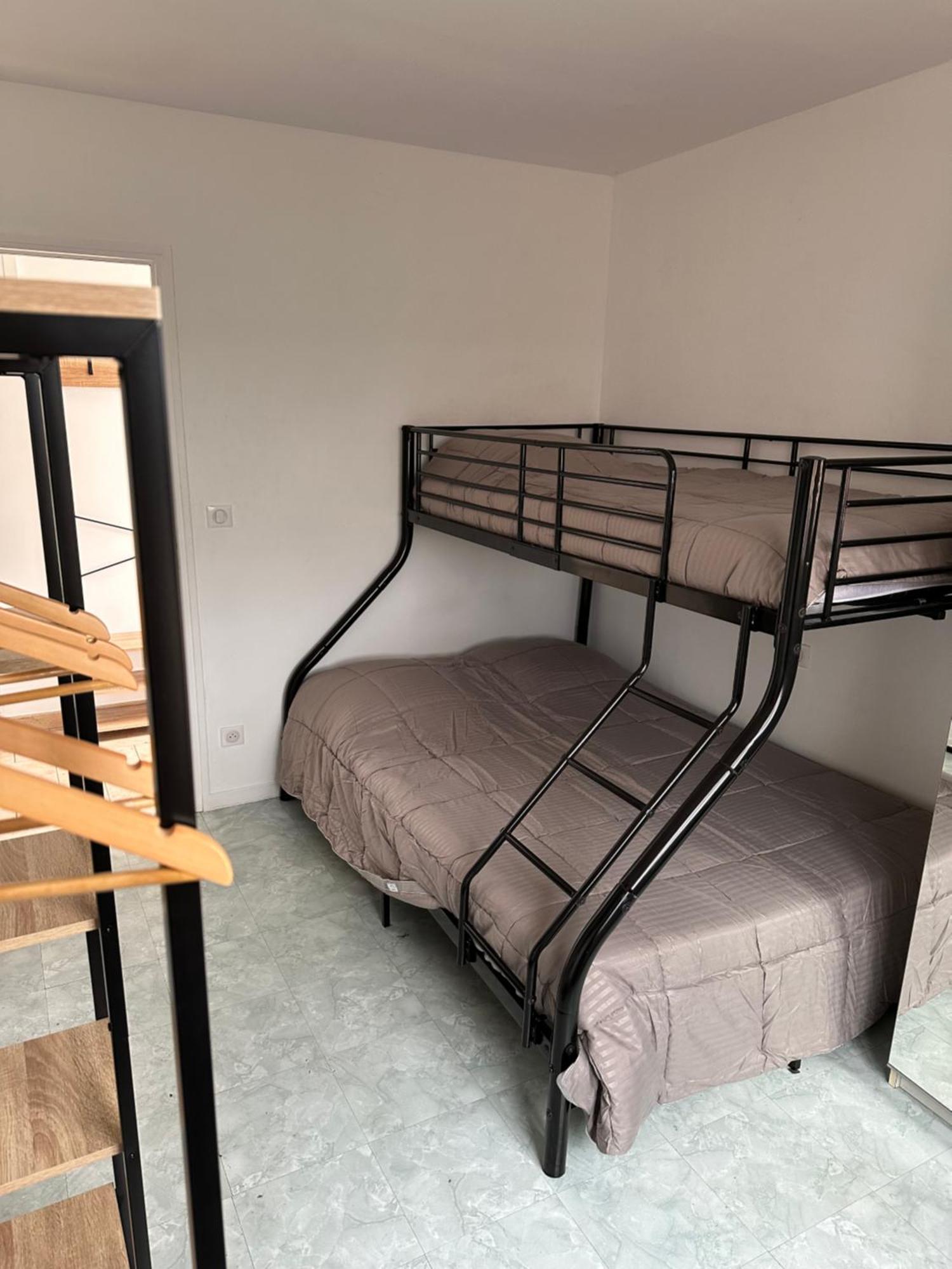 La Maison Des Vendangeurs Grauves Luaran gambar